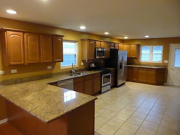 5th image of 105 N 11th Ave Unit 105