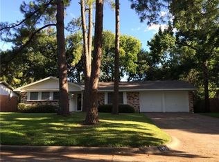 1402 Cherokee St, Arlington, TX 76012