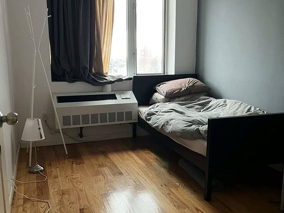 1st image of 3720 Prince St APT 13E