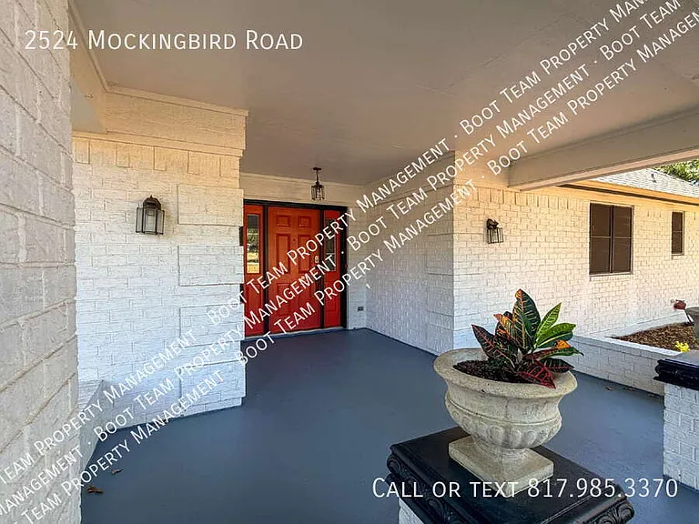 2524 Mockingbird Rd — Photo 5