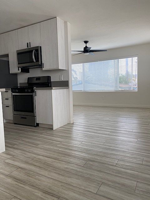 1st image of 1047 Chalcedony St
