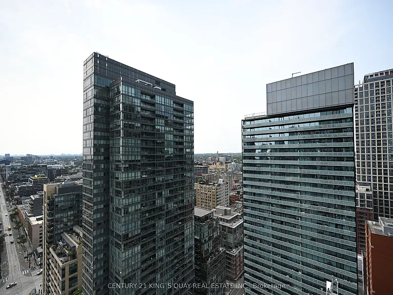 375 King St W #2908 — Photo 17