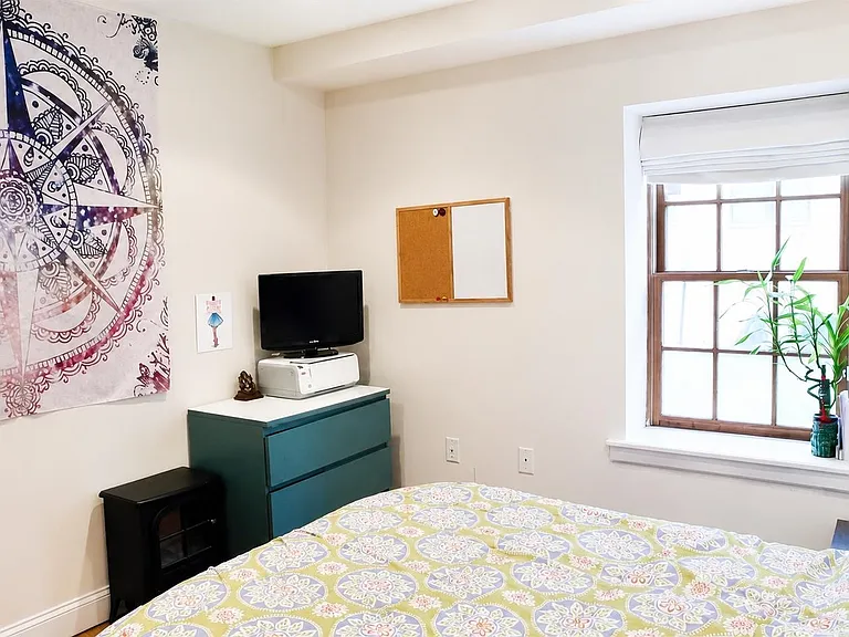 133 Grand St #1 — Photo 6
