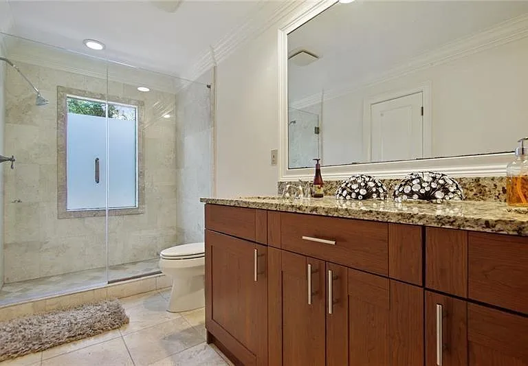 1930 Wildwood Pl NE — Photo 16
