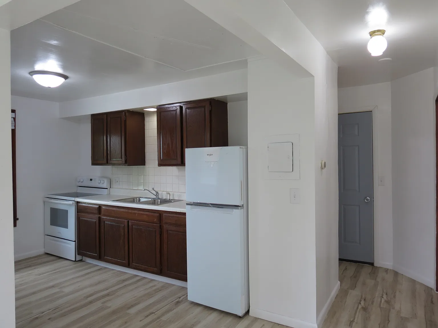 1 bed, $695 — Photo 2