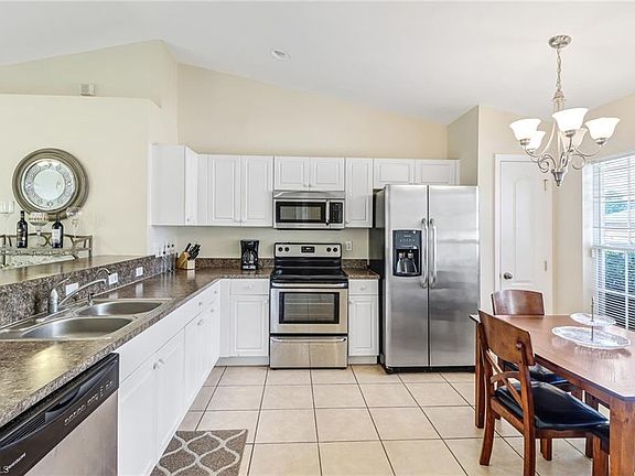 3rd image of 3109 Flora AVE S