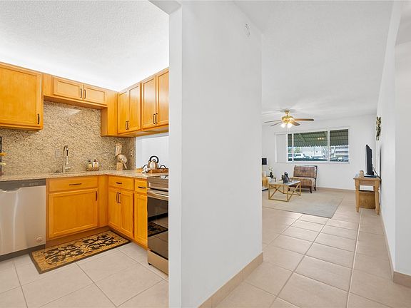 5th image of 2856 S Garden Drive #106