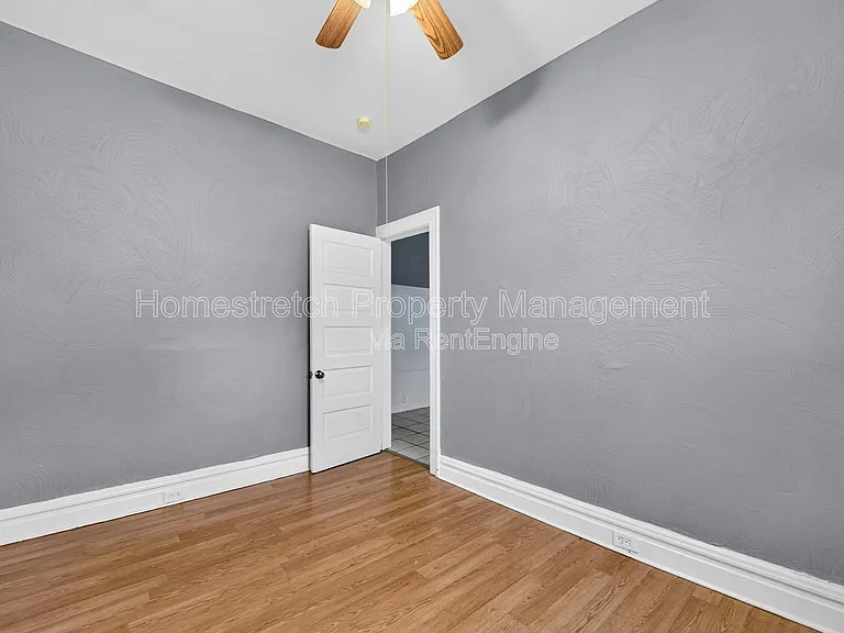 4446 Itaska St — Photo 17