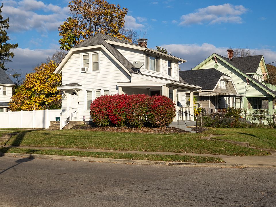 1st image of 2050 Hewitt Ave