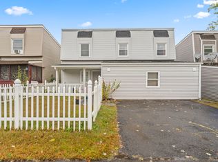 59 Inverness Ln, Middletown, CT 06457