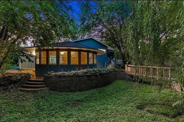 801 Corens Dr — Photo 3