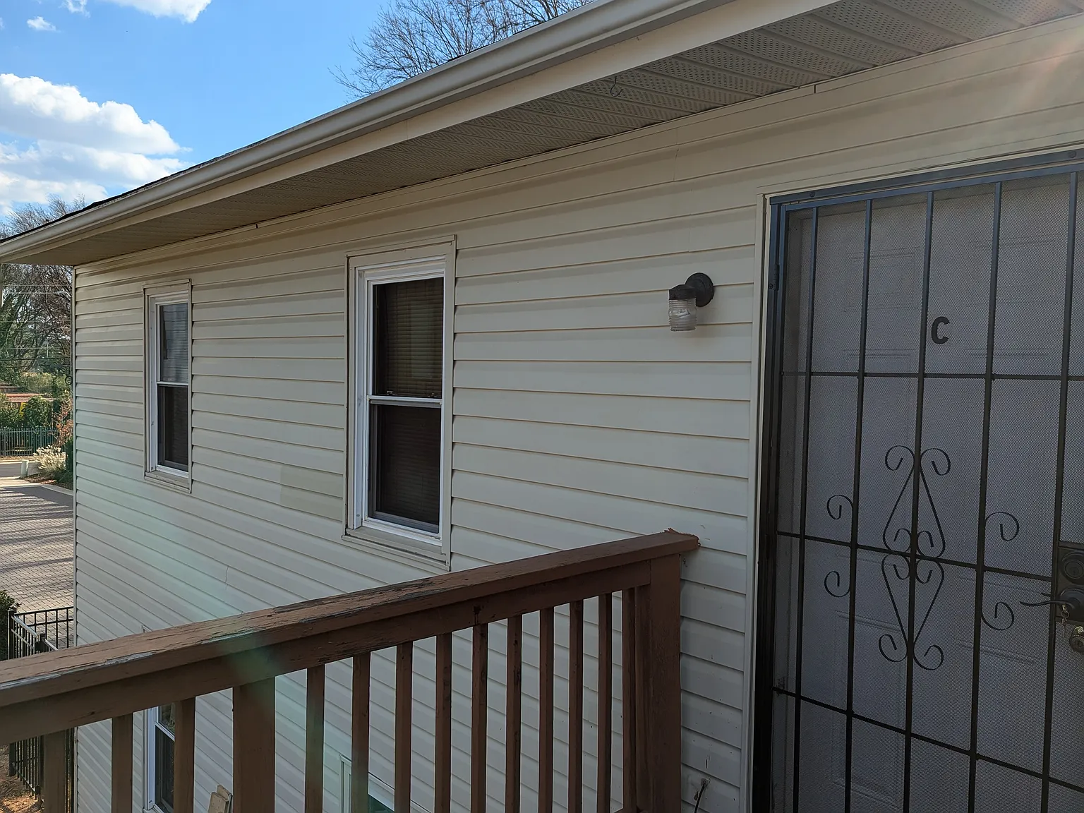 2 bed, 812 sqft, $1,350 — Photo 2