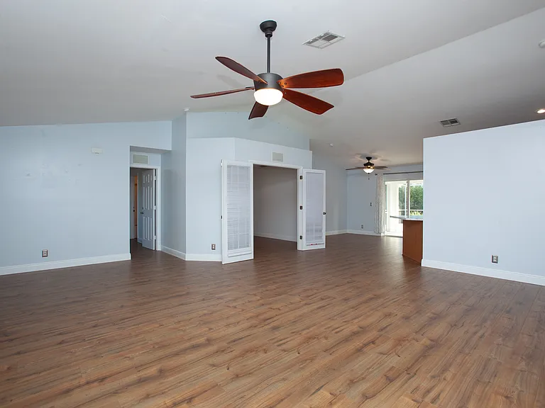 2507 Embers Pkwy W — Photo 9