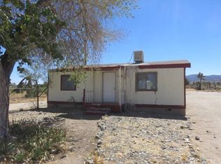 3859 Smoke Tree Rd, Phelan, CA 92371