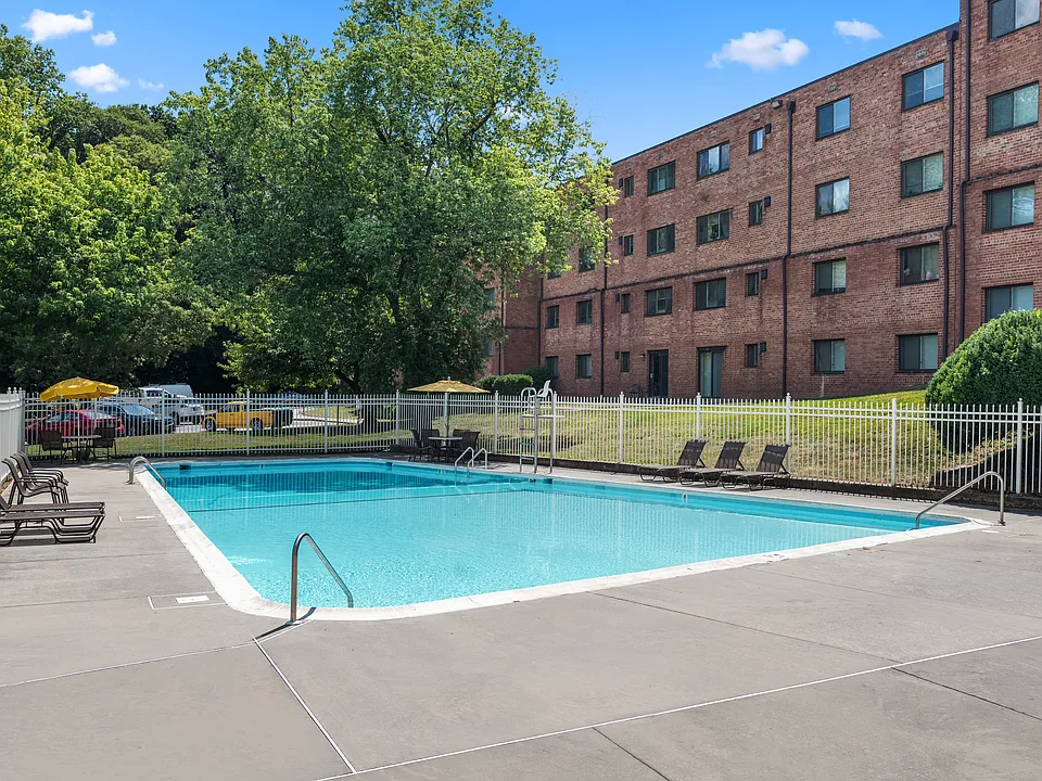 Overlook Apartments