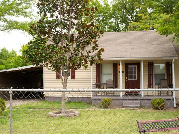 2113 N Darlington Pl, Tulsa, OK 74115