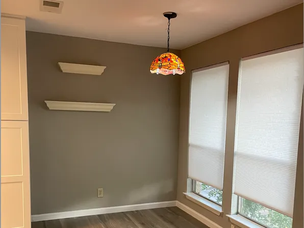 1407 Camp Craft Rd APT C, Austin, TX 78746