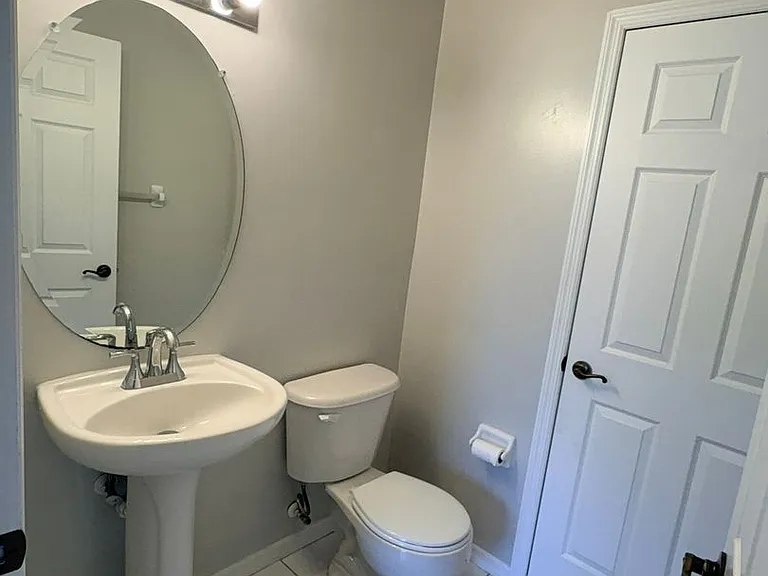 3619 Pine Oak Cir #108 — Photo 10