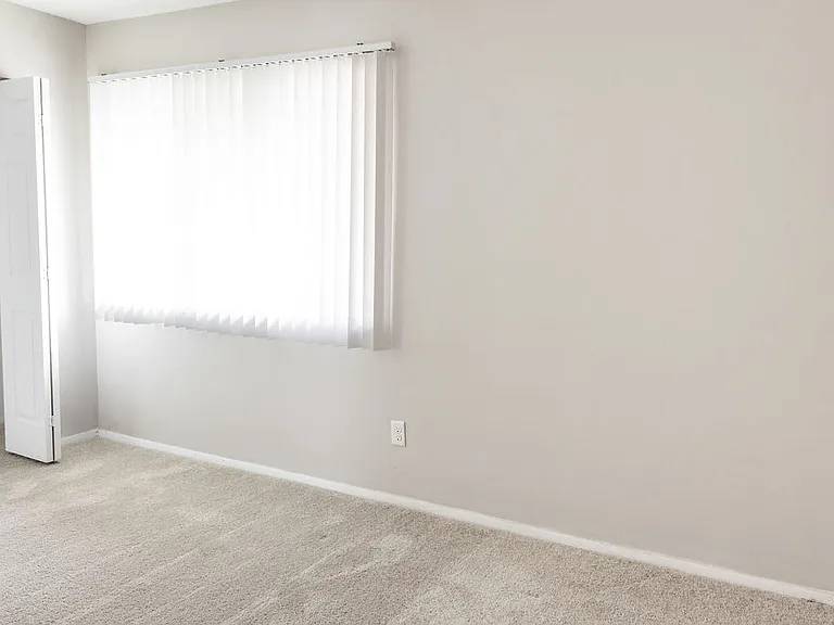 Townway Place Apartments — Photo 41