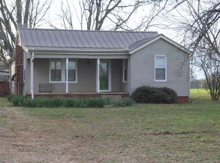 9705 County Line Rd, Leighton, AL 35646