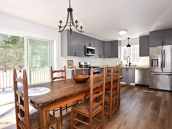 5th image of 7 Silverbrook Rd