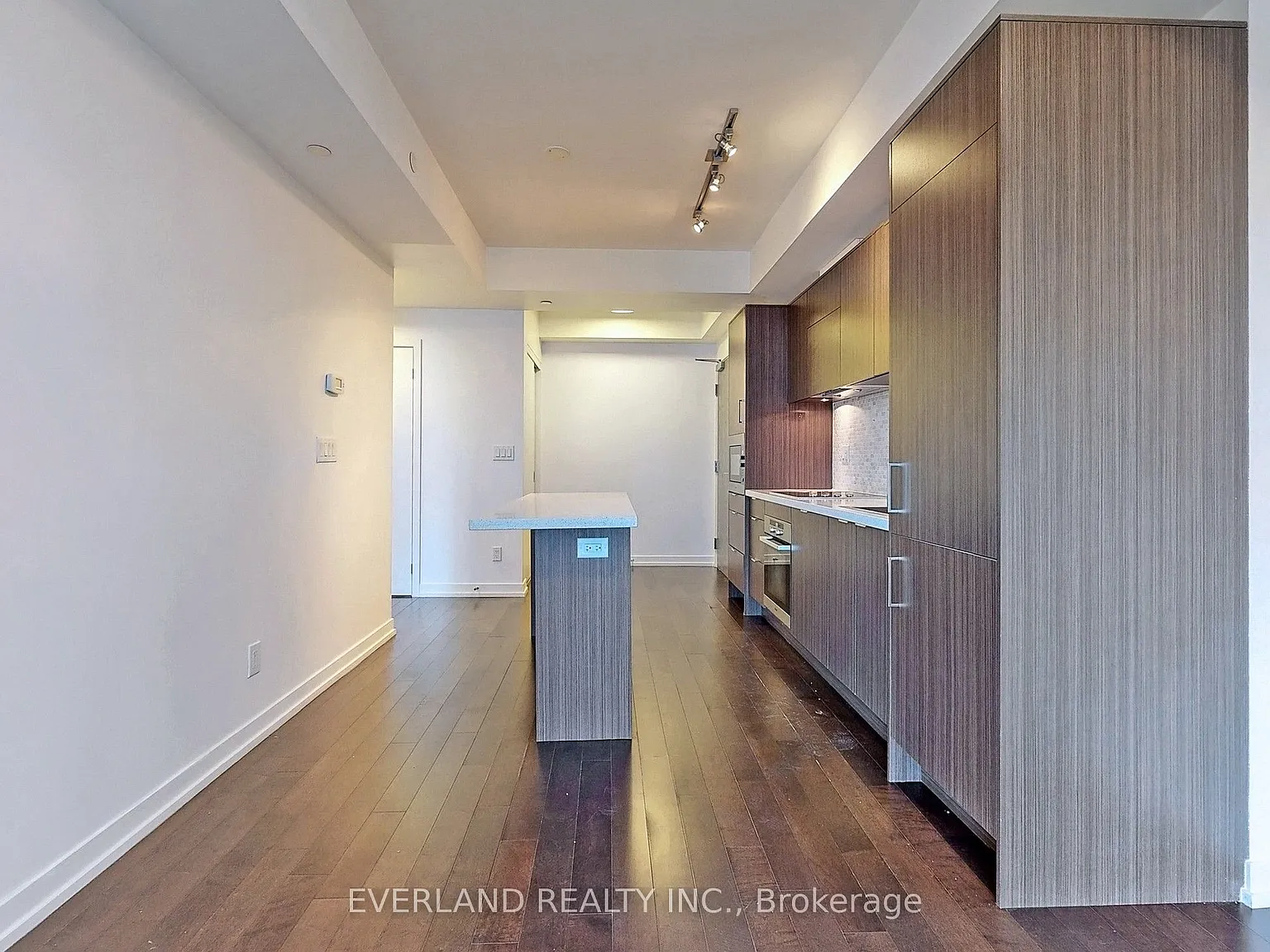 1 bed, $2,500 — Photo 4