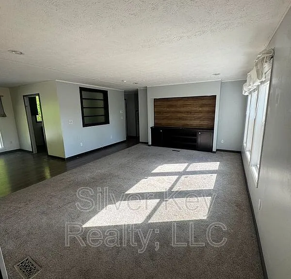 758 County Road 319 — Photo 6