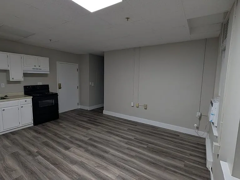 Franklin Park Apartments — Photo 50