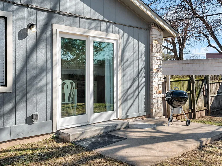 10401 Burmaster Ln #A — Photo 23