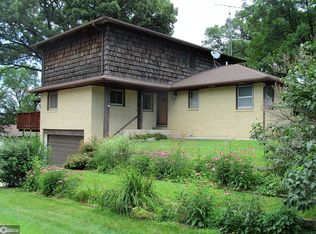 1502 Westbury Dr, Iowa Falls, IA 50126