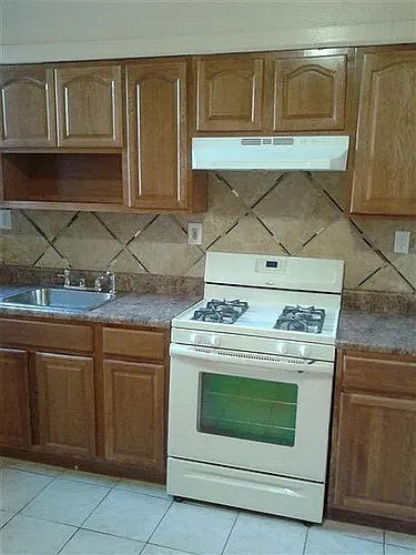 275 S 7th St Photo 1