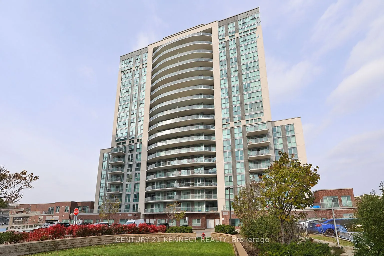 2 bed, $2,600 — Photo 1