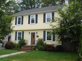 9 Sycamore St, Norwood, MA 02062