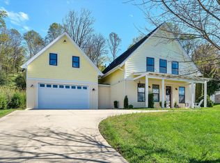 281 New Cameron Dr, Lexington, VA 24450