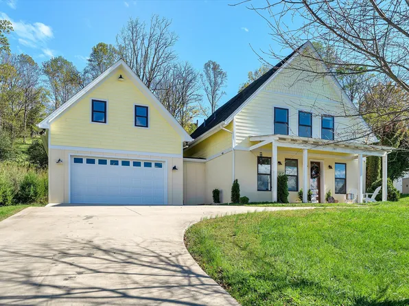 281 New Cameron Dr, Lexington, VA 24450