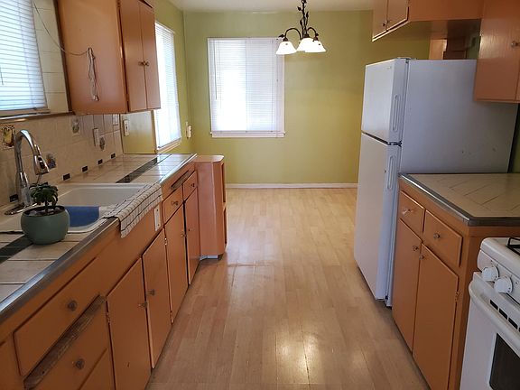 3rd image of 5621 Carlota Blvd