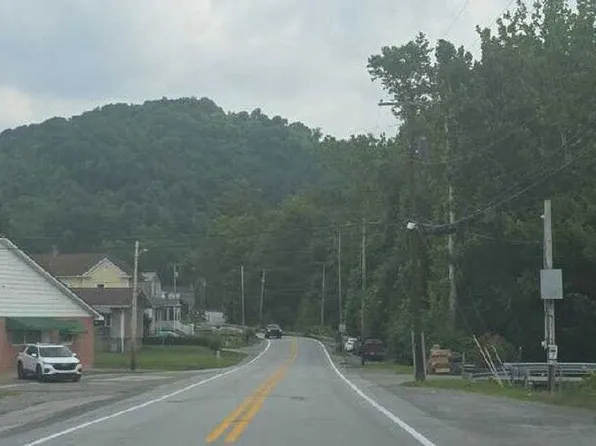 74 Burkham Ct, Wheeling, WV 26003