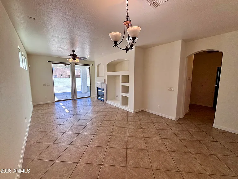 5606 W Saint Anne Ave — Photo 16
