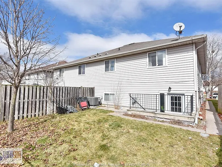 1003 Silverdale Dr #B — Photo 24