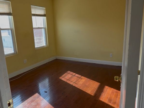 (undisclosed Address)