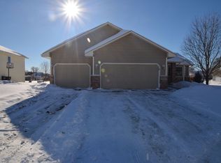 930 118th Ln NE, Blaine, MN 55434