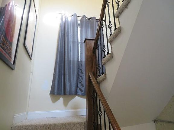 4th image of 1510 W Erie St #_2_two