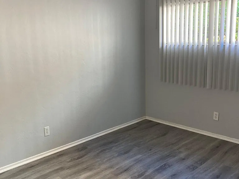 1237 Hueneme St — Photo 18