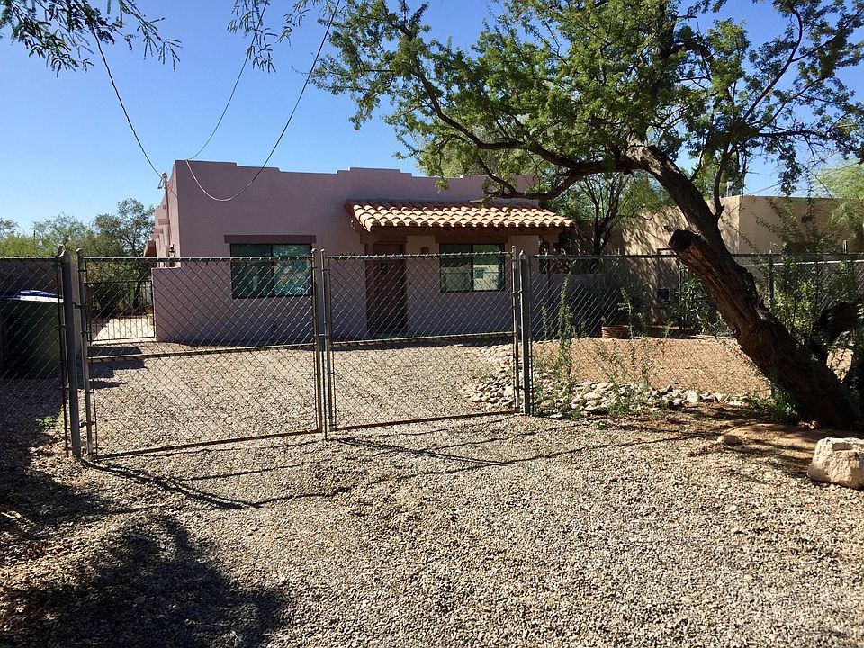 Driveway and front yard.