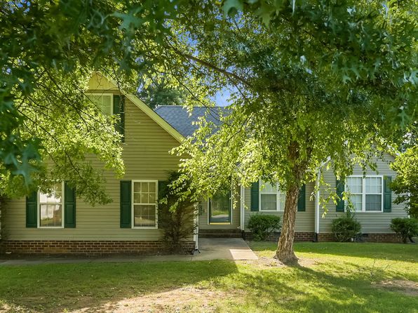 113 Bristol Dr