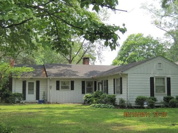 522 Everett St, Laurinburg, NC 28352