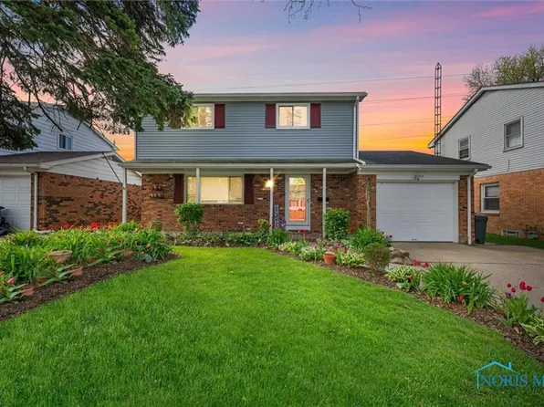 801 Regina Pkwy, Toledo, OH 43612