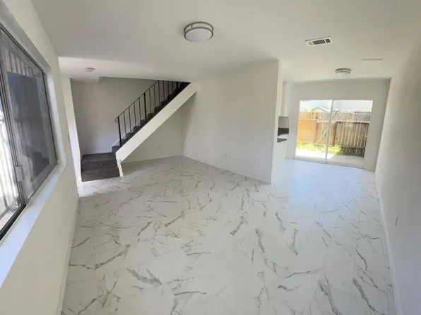 3042 Concord Dr #34, Oxnard, CA 93033
