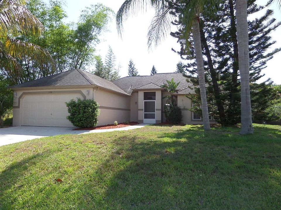 1st image of 1130 SW Airoso Blvd
