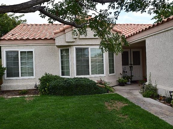2nd image of 13655 La Villa Dr